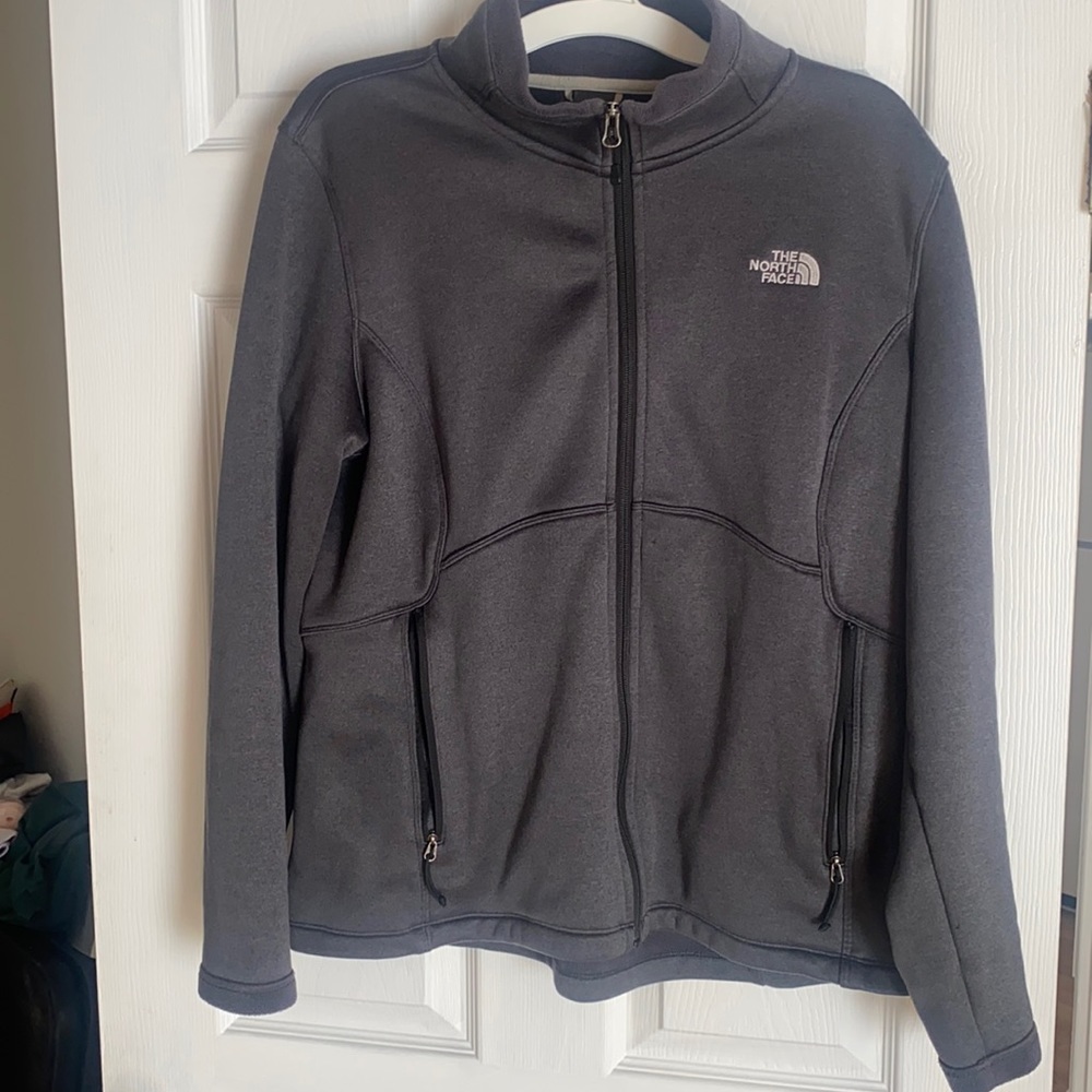 Women’s NORTH FACE XL ZIP UP JACKET!